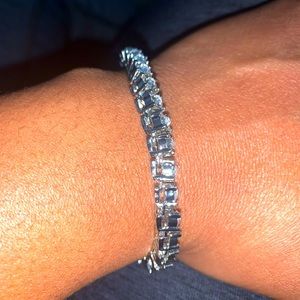 Women’s bracelet